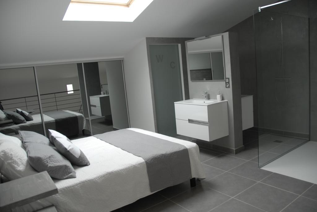 Gite Les Courlis Saint-Etienne-du-Gres ภายนอก รูปภาพ